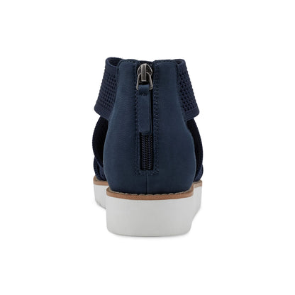 Wander Flat Sandals