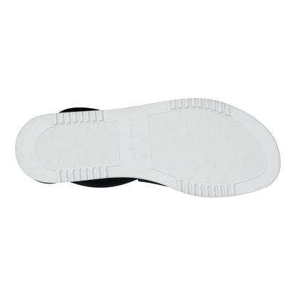 Wander Flat Sandals